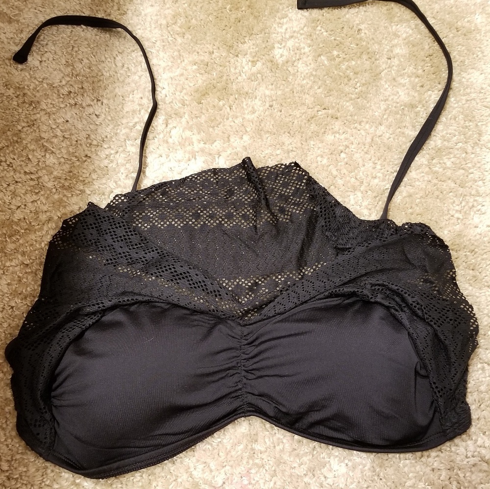 Cute flounce lace flower bikini top - Picture 3 of 5